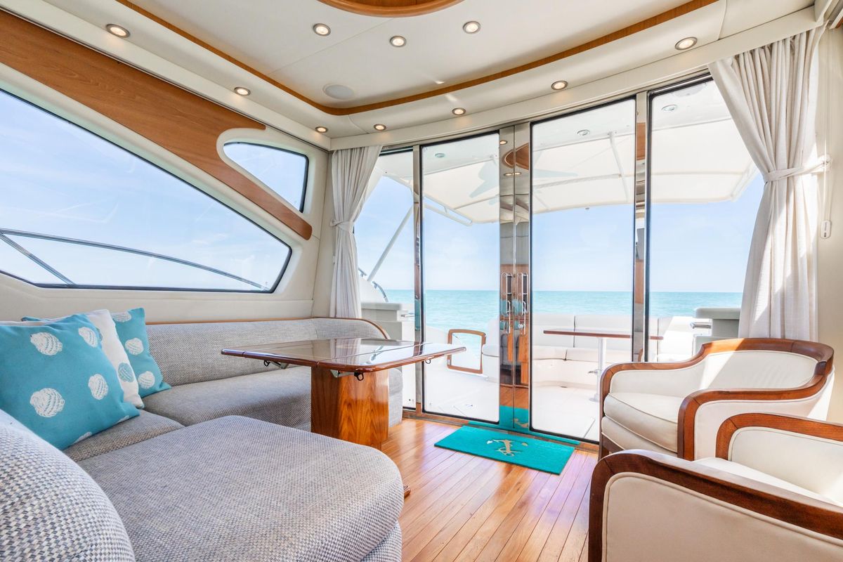 2009 Tiara Yachts 58 