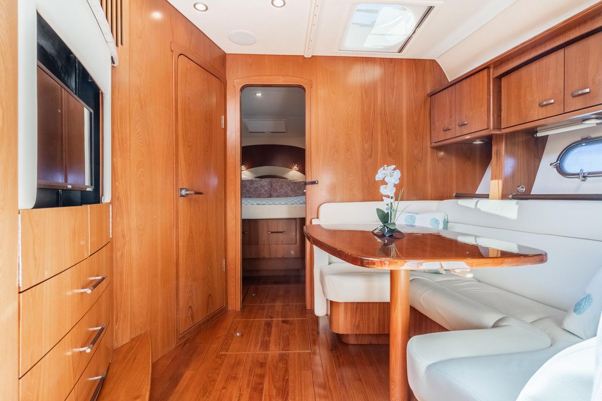 2009 Tiara Yachts 58 