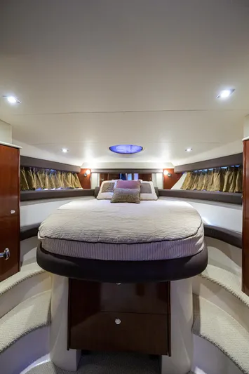 Moon Shadow Yacht Photos Pics 