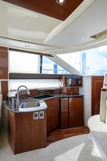 Moon Shadow Yacht Photos Pics 