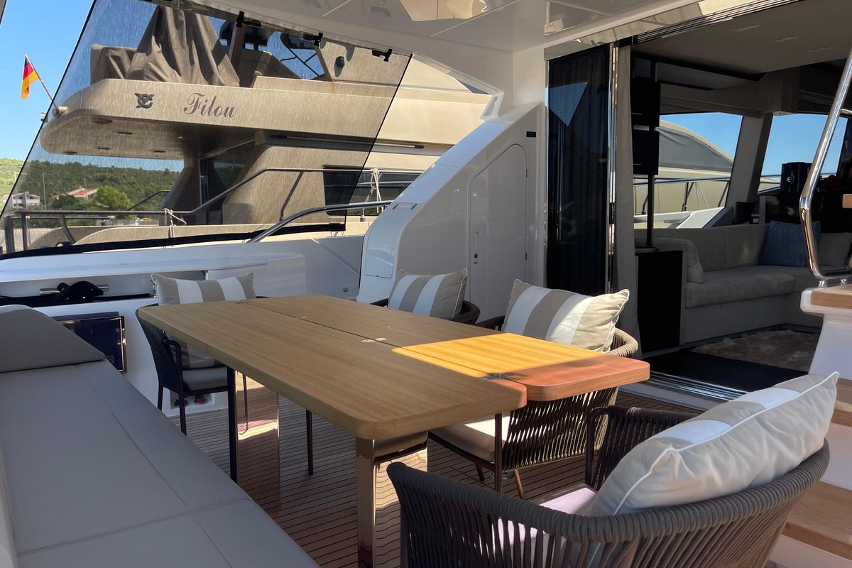 2025 Ferretti Yachts 63 