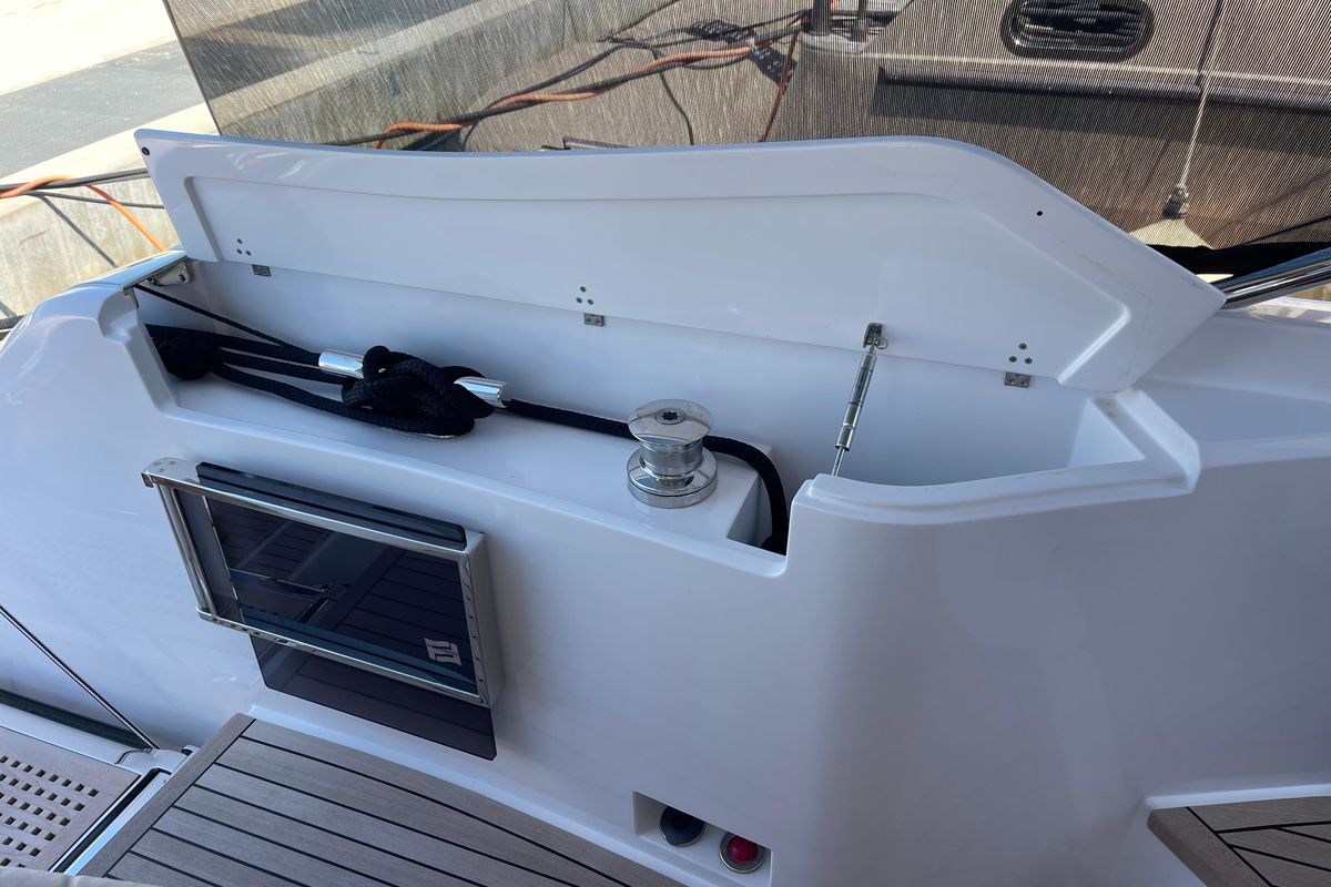 2025 Ferretti Yachts 63 