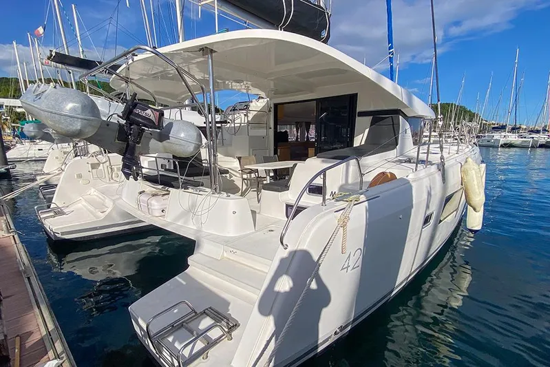  Yacht Photos Pics Lagoon 42