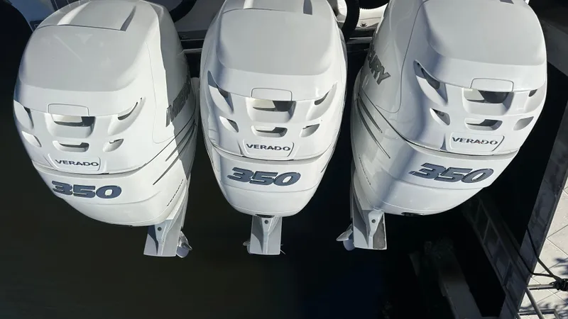  Yacht Photos Pics Three Mercury Verado 350 outboard engines on a 2021 Blackwater 36 SF boat.