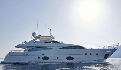 Ferretti Yachts Custom Line 97