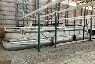 Premier 250 Escapade
