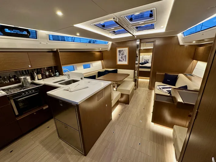 Painkiller Yacht Photos Pics 