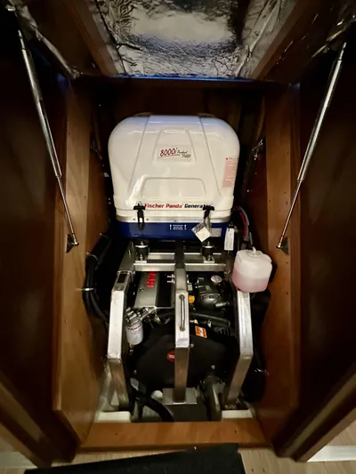 Painkiller Yacht Photos Pics 