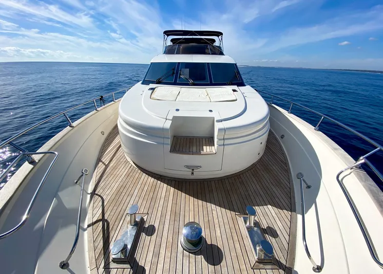  Yacht Photos Pics Astondoa 82 GLX