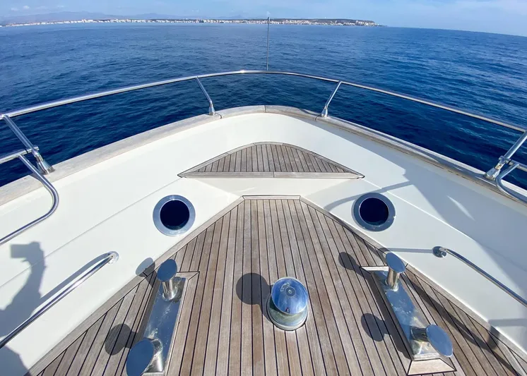  Yacht Photos Pics Astondoa 82 GLX