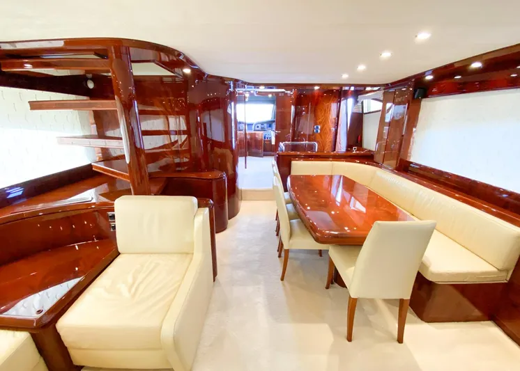  Yacht Photos Pics Astondoa 82 GLX