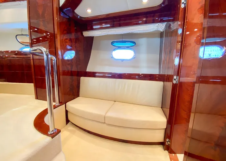  Yacht Photos Pics Astondoa 82 GLX