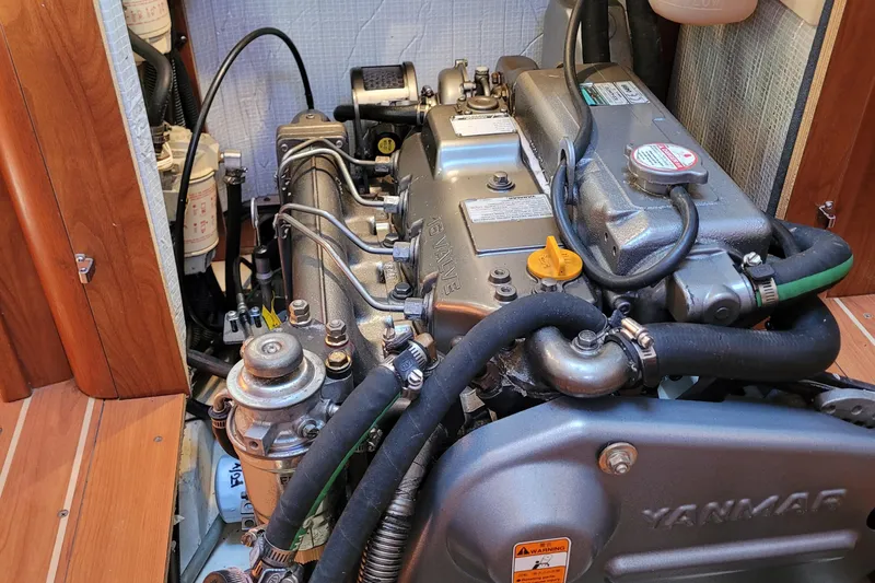 Caribbean Breeze Yacht Photos Pics 