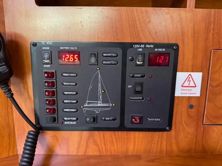 Caribbean Breeze Yacht Photos Pics 