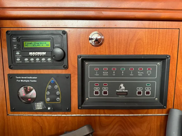 Caribbean Breeze Yacht Photos Pics 