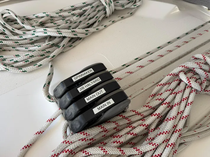 Caribbean Breeze Yacht Photos Pics 