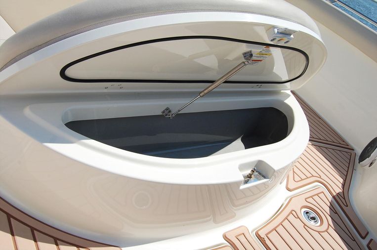 2016-42-boston-whaler-420-outrage