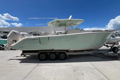 Cobia 350 Center Console