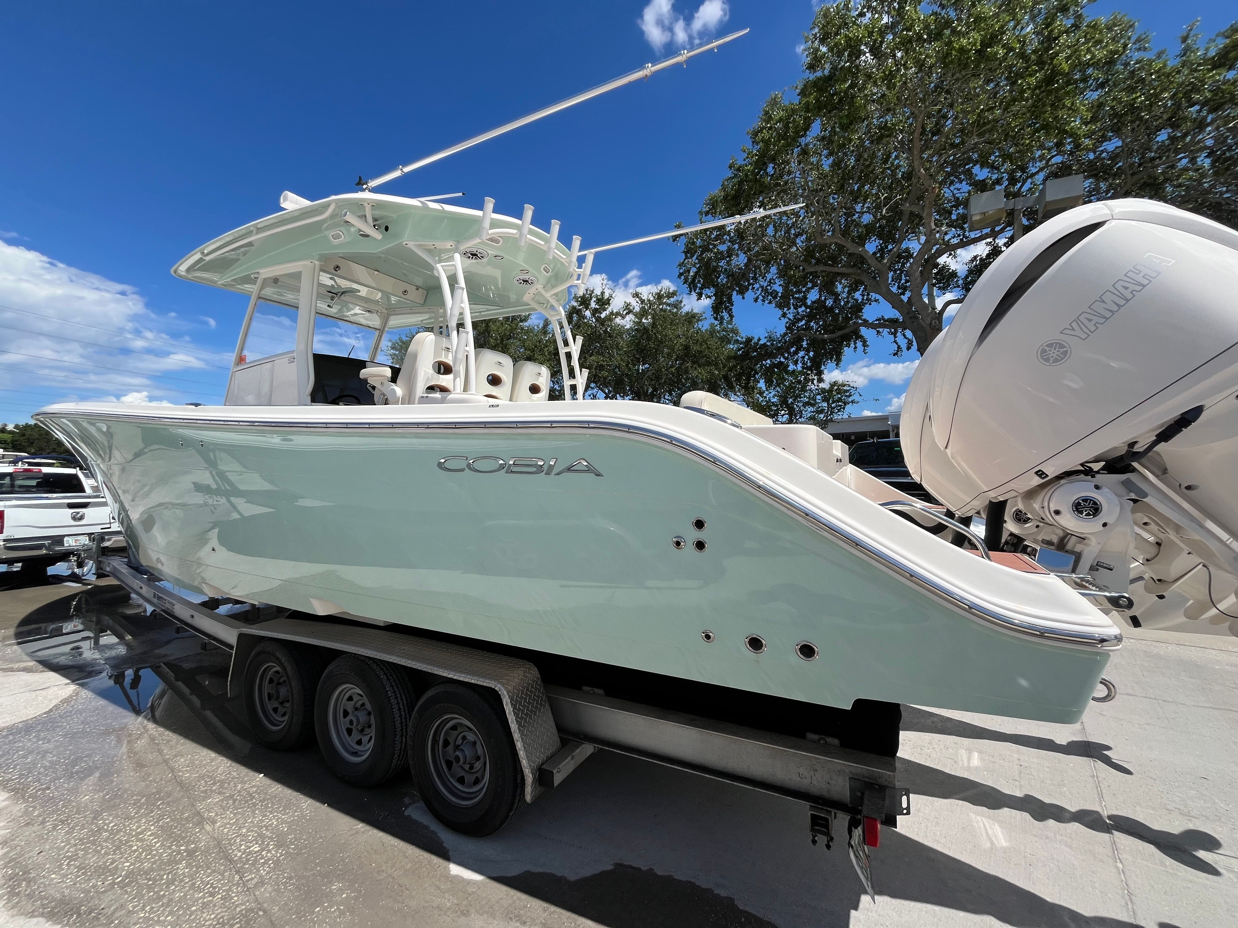 2022 COBIA 350 CC - Image 3