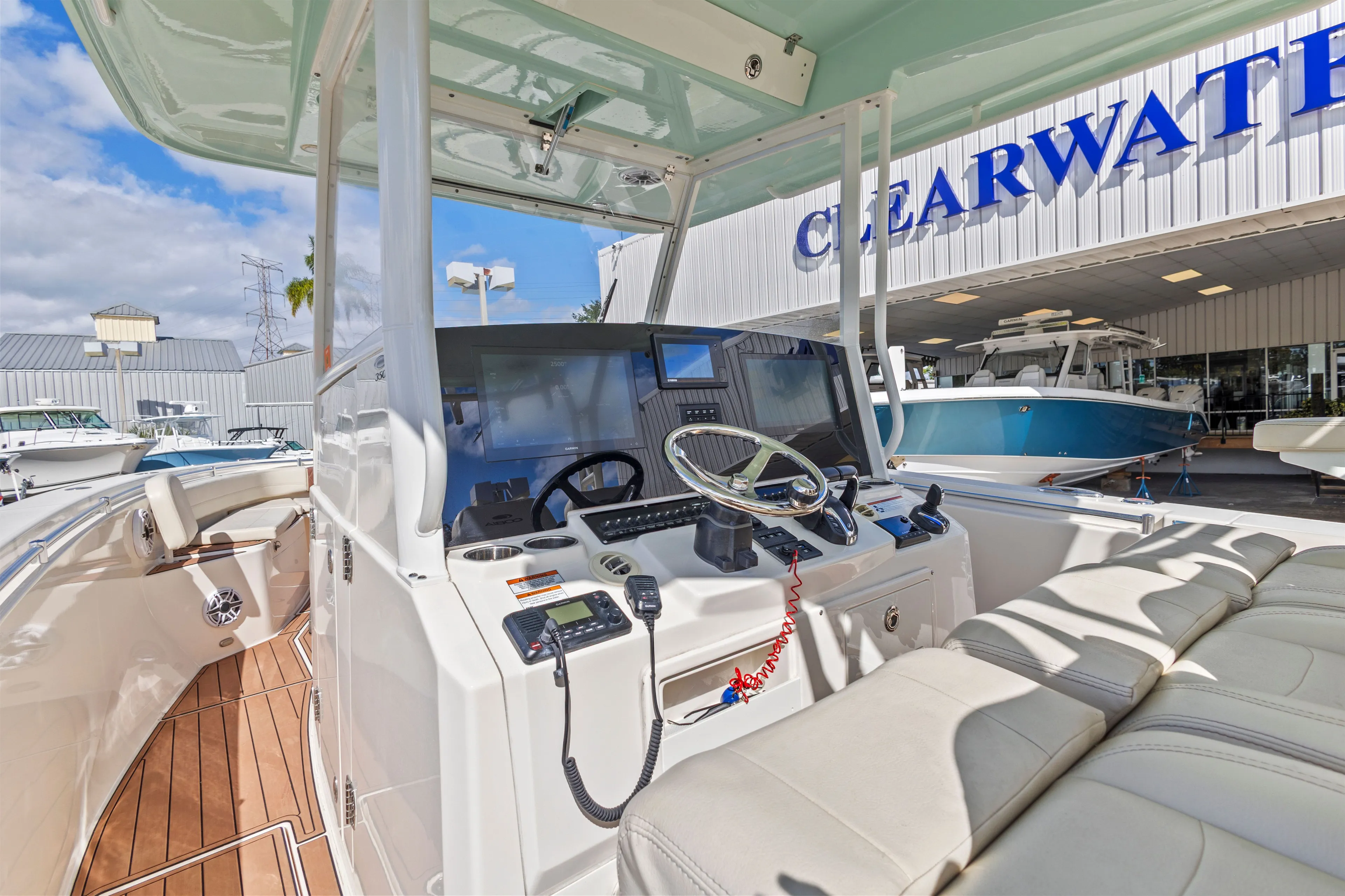 2022 COBIA 350 CC - Image 8