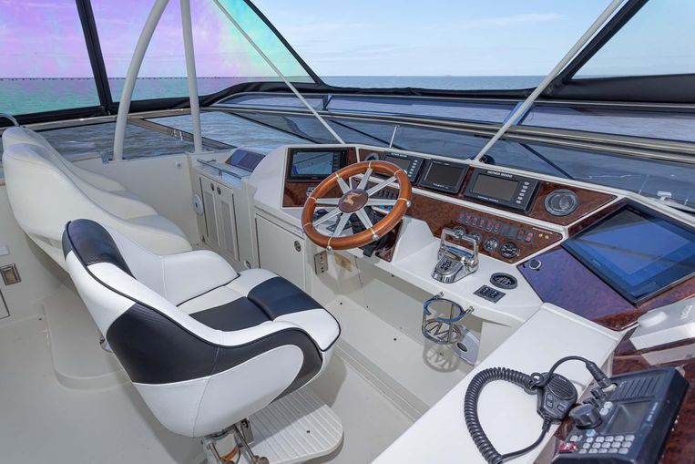 2005-65-marquis-pilothouse-motoryacht