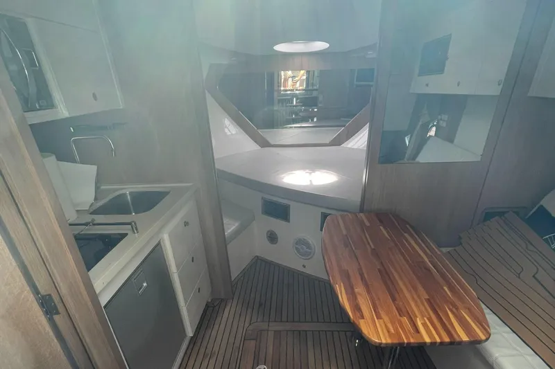 No Name Yacht Photos Pics 