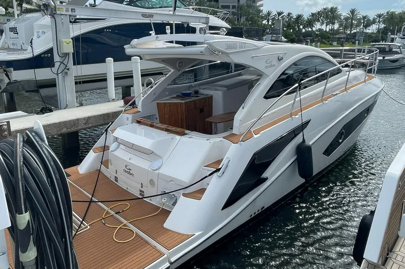 No Name Yacht Photos Pics 