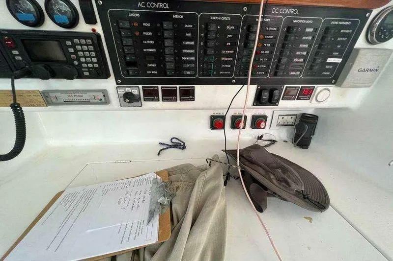 Chasing The Dream Yacht Photos Pics 