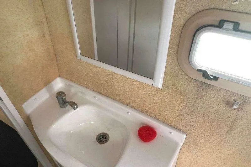 Chasing The Dream Yacht Photos Pics 