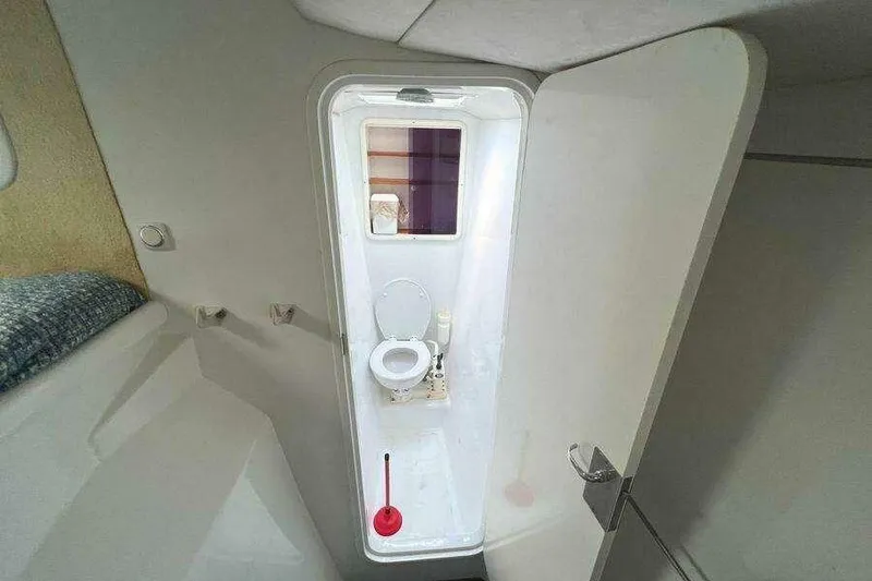 Chasing The Dream Yacht Photos Pics 