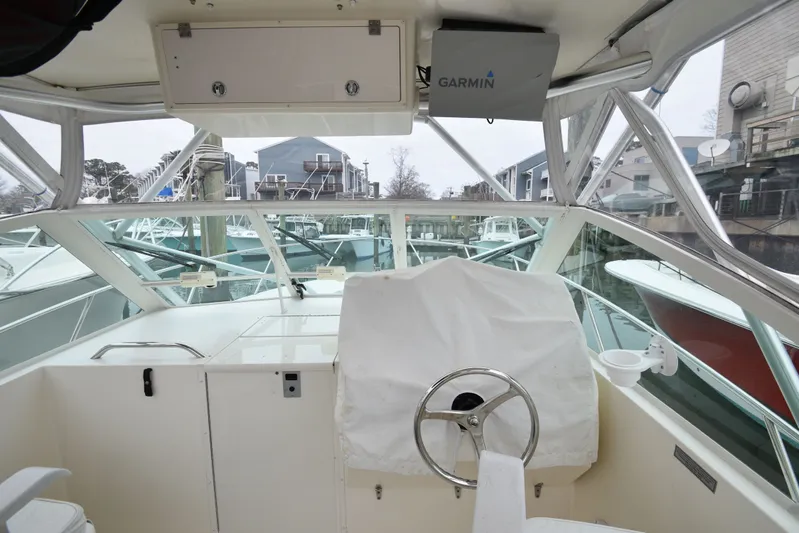 Fin Hunter Yacht Photos Pics 