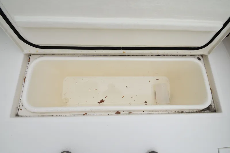 Fin Hunter Yacht Photos Pics 