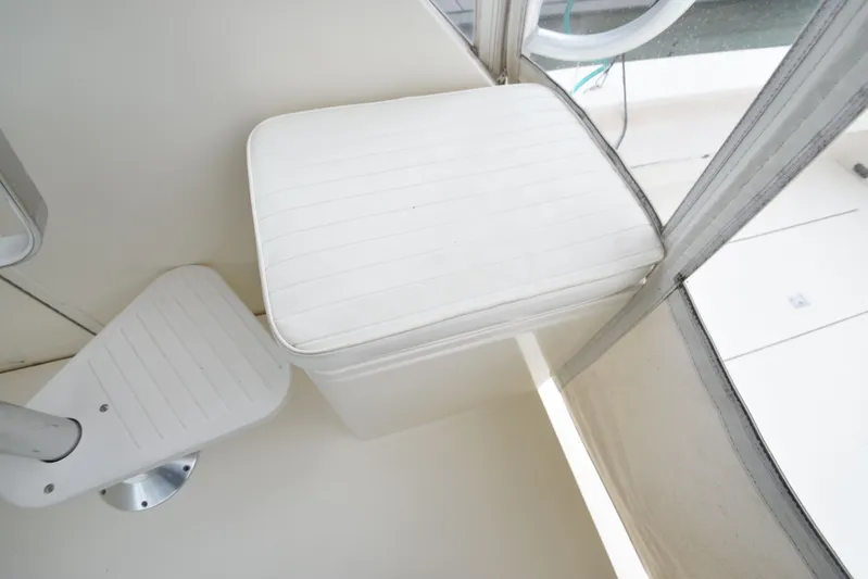 Fin Hunter Yacht Photos Pics 