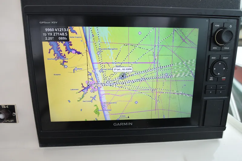 Fin Hunter Yacht Photos Pics 