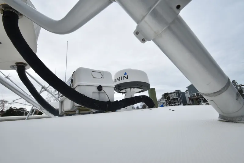 Fin Hunter Yacht Photos Pics 