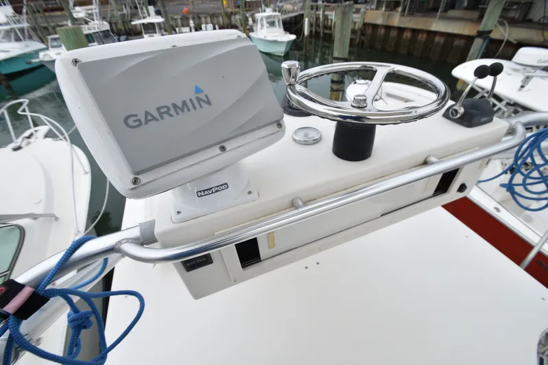 Fin Hunter Yacht Photos Pics 