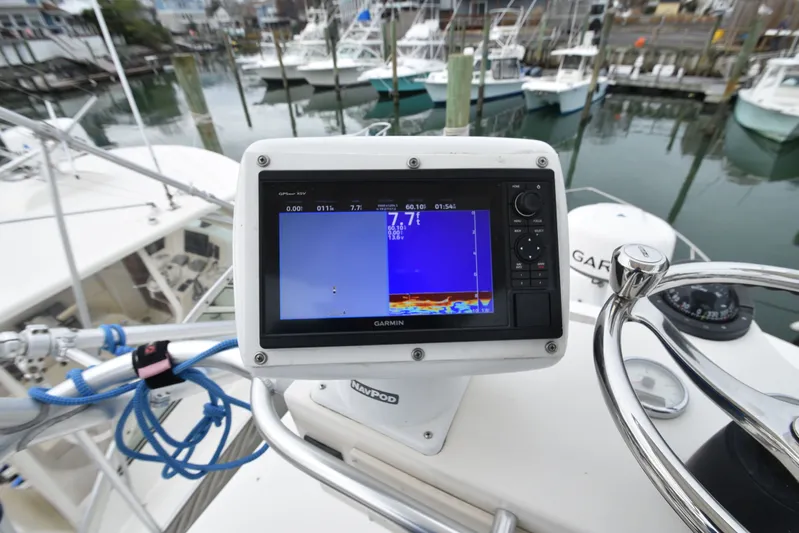 Fin Hunter Yacht Photos Pics 