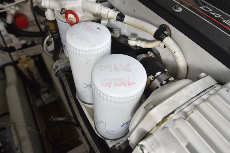 Fin Hunter Yacht Photos Pics 