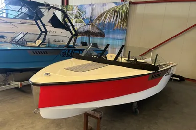 2020 Method Boats V. Ski 6.2 club