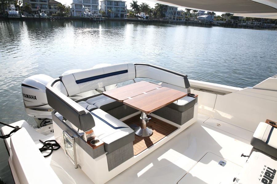 2021 Tiara Sport 38 LS