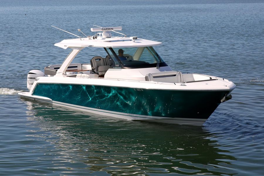 2021 Tiara Sport 38 LS