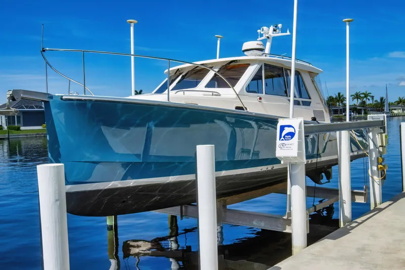 True Blue Yacht Photos Pics 
