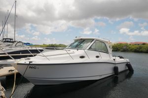 Boston Whaler 345 Conquest