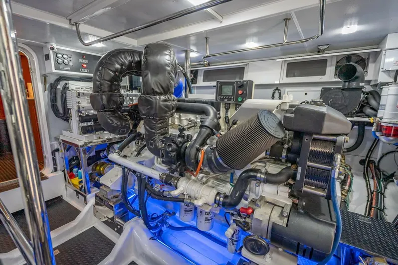 Sunny Seajay Yacht Photos Pics 