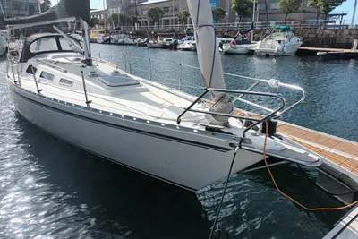 1984 Custom 32
