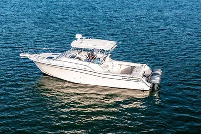 Grady-White Express 330