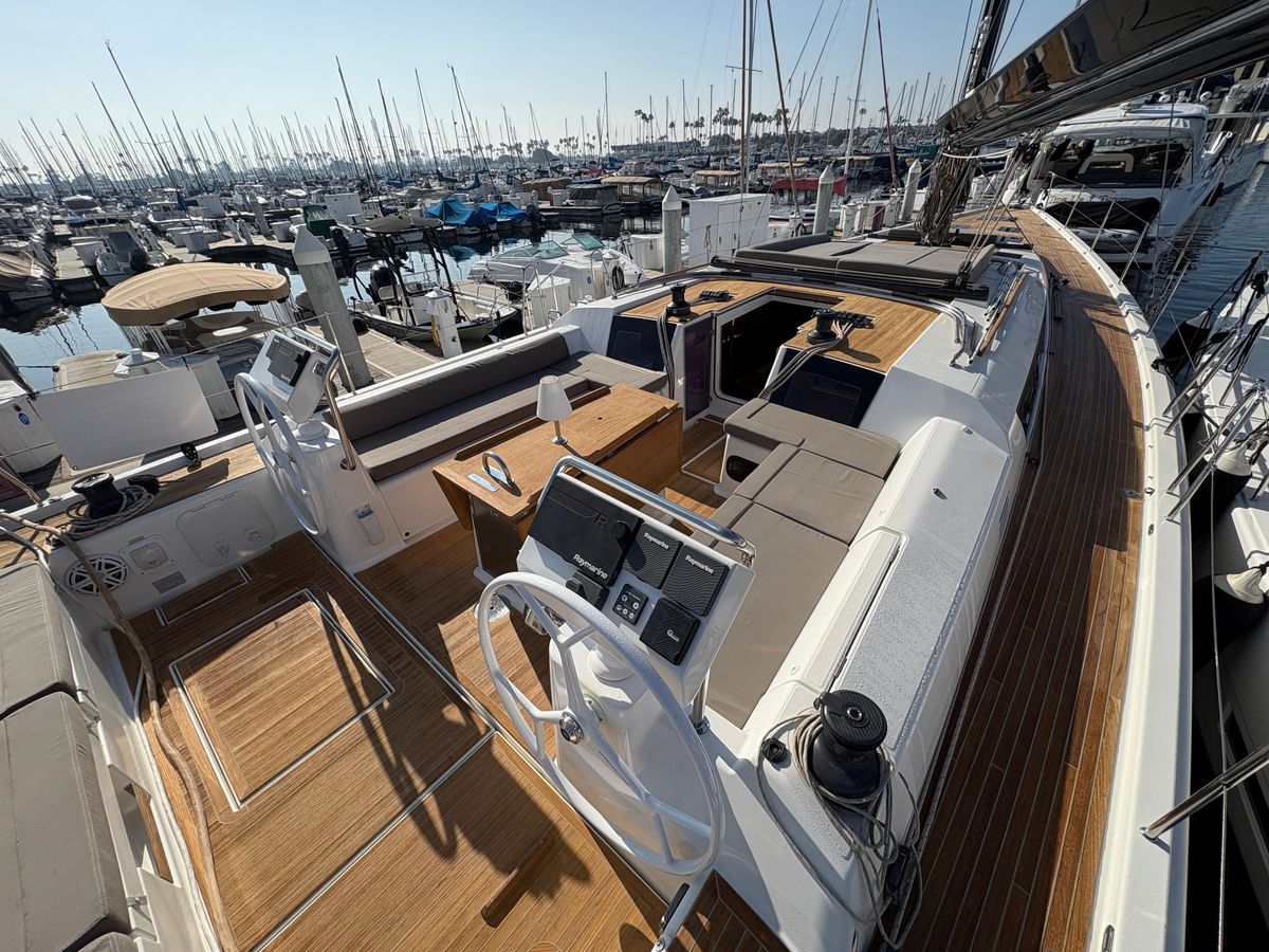 2018 Dufour 56 