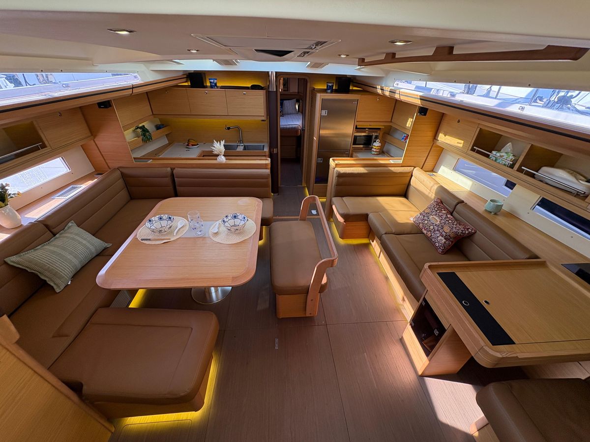 2018 Dufour 56 
