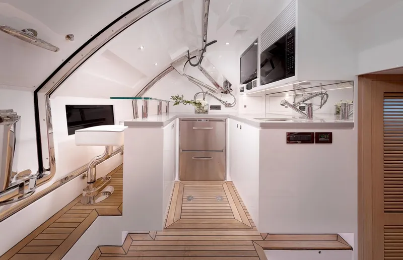 Genesis Yacht Photos Pics 