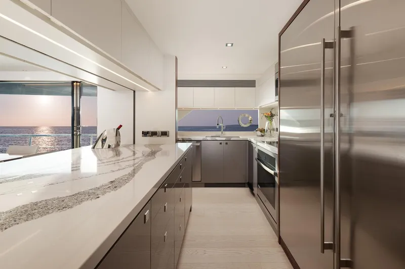 Genesis Yacht Photos Pics 